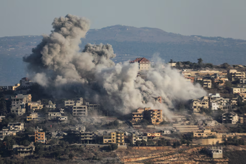 Một cuộc tấn công của Israel ở Khiam, Lebanon, ngày 20/10 (Ảnh: Reuters)