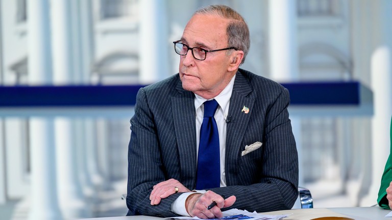 Cựu Giám đốc Hội đồng Kinh tế Quốc gia Mỹ Larry Kudlow trên Fox News ngày 5/3 (Ảnh: Getty)