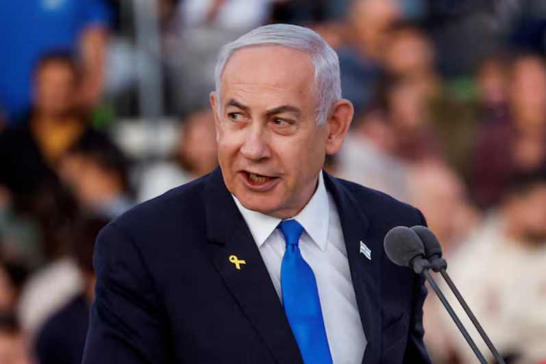 Thủ tướng Israel Benjamin Netanyahu phát biểu tại buổi lễ dành cho các sĩ quan quân sự tại một căn cứ gần Mitzpe Ramon, Israel ngày 31/10. Ảnh: Reuters.