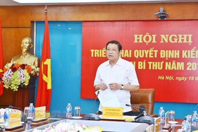 Ông Phan Đình Trạc phát biểu tại buổi kiểm tra (Ảnh: TTXVN)