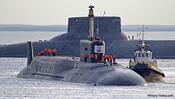 Tàu ngầm lớp Borei gia nhập lực lượng phản ứng nhanh hải quân Nga