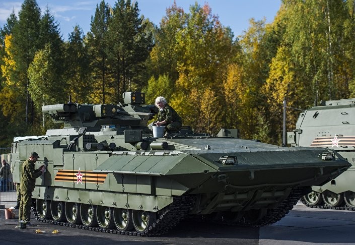 Xe chiến đấu T-15 dựa trên nền tảng Armata.