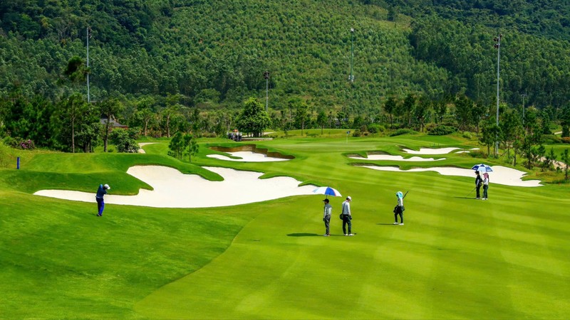 Sân golf Thanh Lanh nơi các golfer tranh tài Giải golf Truyền thông số Cúp VietTimes “Nâng bước em đến trường”