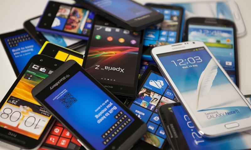 10 smartphone ấn tượng nhất 2015  