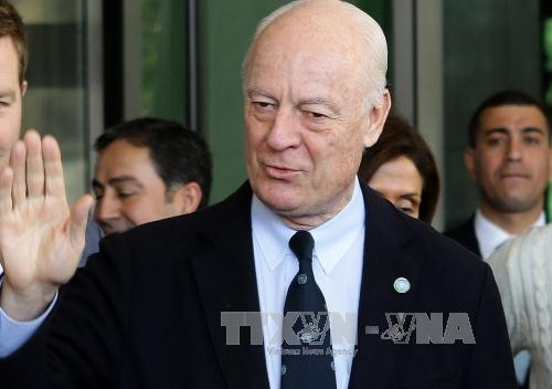 Đặc phái viên LHQ về Syria Staffan de Mistura sau một cuộc họp ở Damascus ngày 16/2. Ảnh: AFP/TTXVN