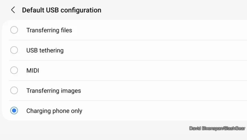 Chuyển điện thoại của bạn sang chế độ Truyền tệp hoặc MTP (Ảnh: Slash Gear) Android 2.png