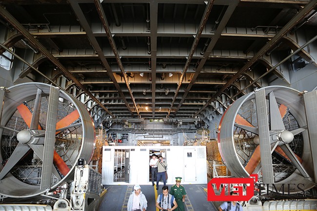 Đà Nẵng, chiến hạm, Hải quân, Nhật Bản, Mỹ, JSDS Shimokita, LST-4002, Tiên Sa, VietTimes