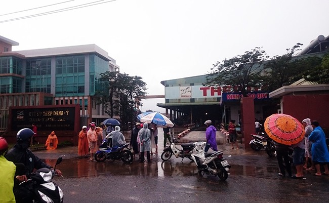 nhà máy thép, Đà Nẵng, Dana Ý, Dana Úc, ô nhiễm, môi trường, bao vây, bức xúc, VietTimes