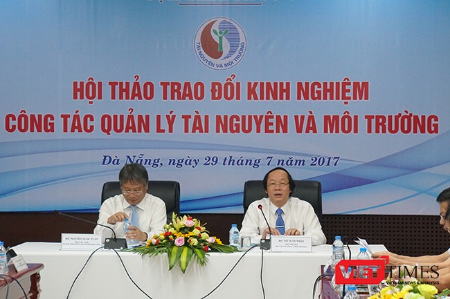 Các tỉnh Nam Trung Bộ họp bàn quản lý tài nguyên tại Đà Nẵng ảnh 1 Hội thảo do Thứ trưởng Bộ TNMT Võ Tuấn Nhân và Phó Chủ tịch UBND TP Đà Nẵng Nguyễn Ngọc Tuấn chủ trì, cùng sự tham dự của đại diện lãnh đạo Bộ và các cơ quan, đơn vị thuộc Bộ TNMT; đại diện lãnh đạo UBND và Sở TN&MT các tỉnh thành từ Đà Nẵng đến Bình Thuận.