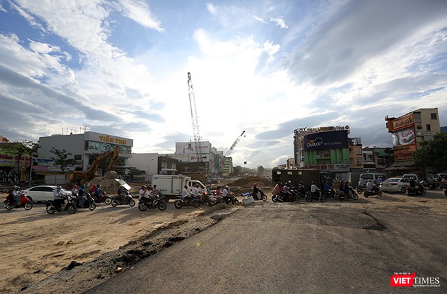 Phía Tây dự án vẫn còn nhiều hạng mục cần khẩn trương hoàn thiện