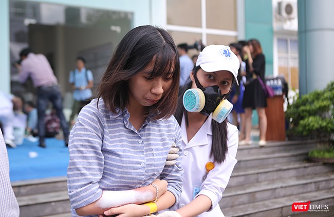 Trong một kịch bản tình huống khác, một thảm họa cháy nổ xảy ra