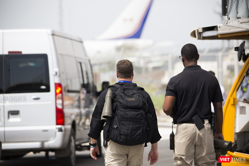 Chuyên cơ Tổng thống Mỹ hạ cánh xuống Đà Nẵng có gì khác biệt? ảnh 8