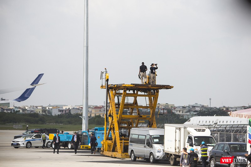 Chuyên cơ Tổng thống Mỹ hạ cánh xuống Đà Nẵng có gì khác biệt? ảnh 9