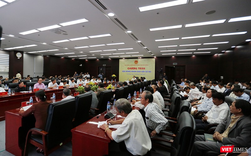 Sáng 14/11, HĐND TP Đà Nẵng tổ chức Chương trình HĐND với cử tri nhằm ghi nhận, tiếp thu ý kiến và trả lời ý kiến cử tri để chuẩn bị cho Kỳ họp HĐND cuối năm 2017.