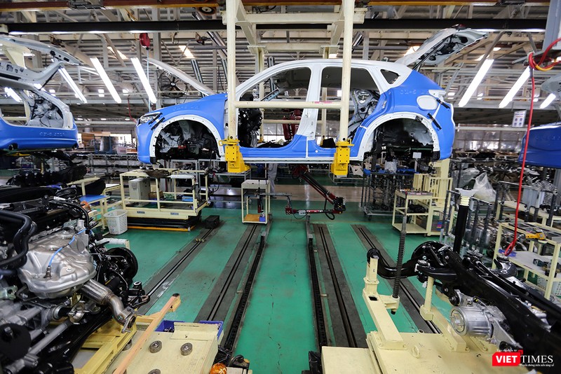 Cận cảnh Thaco "lột xác" Mazda CX-5 thế hệ mới  ảnh 7