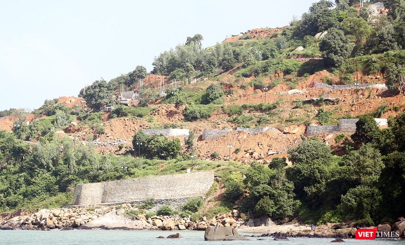 Chiều 30/11, Sở Xây dựng TP Đà Nẵng có văn bản khẳng định việc xây dựng tại dự án Khu Du lịch sinh thái biển Tiên Sa trên bán đảo Sơn Trà (quận Sơn Trà, TP Đà Nẵng) là xây kè và việc xây dựng được UBND TP Đà Nẵng cho phé