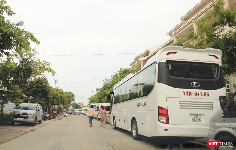 Chắn hết các lối vào các cơ sở lưu trú Chắn hết các lối vào các cơ sở lưu trú