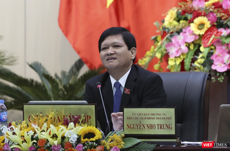 Tại phiên họp HĐND Đà Nẵng diễn ra chiều 9/7, ông Nguyễn Nho Trung, Phó Chủ tịch TP Đà Nẵng được các đại biểu bầu giữ vị trí Chủ tịch HĐND TP Đà Nẵng khóa IX, nhiệm kỳ 2016-2021 Tại phiên họp HĐND Đà Nẵng diễn ra chiều 9/7, ông Nguyễn Nho Trung, Phó Chủ tịch TP Đà Nẵng được các đại biểu bầu giữ vị trí Chủ tịch HĐND TP Đà Nẵng khóa IX, nhiệm kỳ 2016-2021