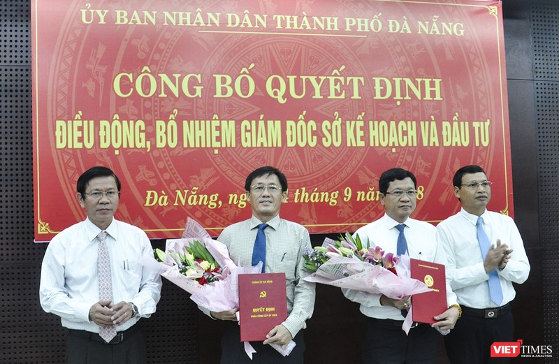 Sáng 14/9, Ban Tổ chức Thành ủy Đà Nẵng đã công bố quyết định của Thành ủy Đà Nẵng điều động và bổ nhiệm ông Trần Văn Sơn, Giám đốc Sở KH-ĐT TP Đà Nẵng sang giữ chức Phó Ban Nội chính Thành ủy. 