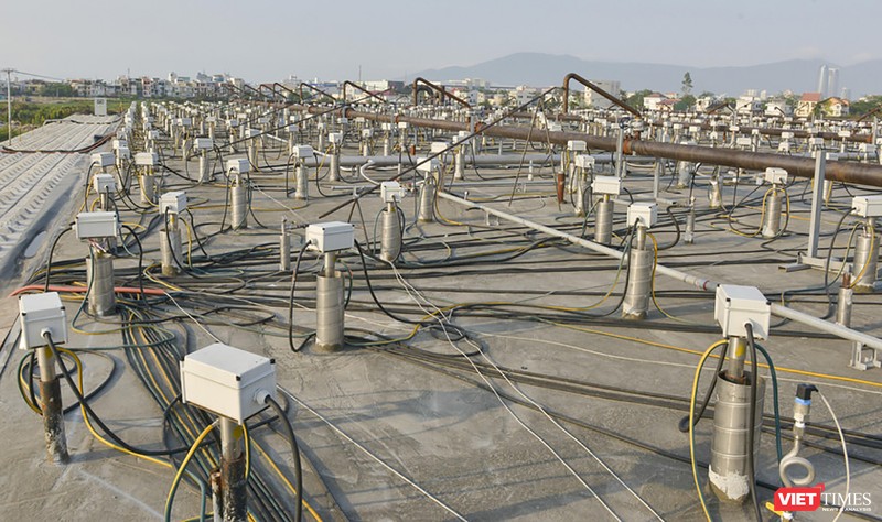 Dự án Xử lý Môi trường ô nhiễm Dioxin tại Sân bay Đà Nẵng đã xử lý hơn 90.000m3 đất, trầm tích ô nhiễm bằng phương pháp khử hấp thụ nhiệt và cô lập an toàn 50.000m3 đất, trầm tích nhiễm dioxin tại Sân bay này.
