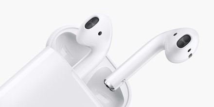 Tai nghe iphone bị loại bỏ giắc 3,5mm.