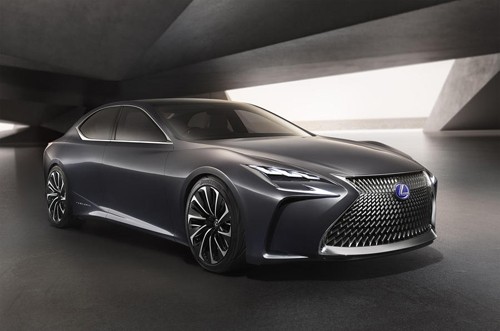 Lexus đang ráo riết chuẩn bị tung ra thế hệ LS.