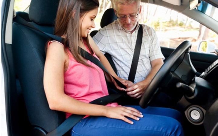 Những thói quen xấu “giết chết” ô tô của bạn ảnh 12