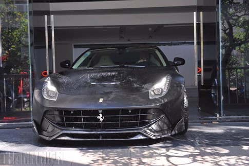 'Hàng độc’ F12 Berlinetta bản độ Dubai duy nhất tại Việt Nam ảnh 7 'Hàng độc’ F12 Berlinetta bản độ Dubai duy nhất tại Việt Nam - ảnh 7