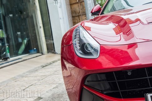 'Hàng độc’ F12 Berlinetta bản độ Dubai duy nhất tại Việt Nam ảnh 1 'Hàng độc’ F12 Berlinetta bản độ Dubai duy nhất tại Việt Nam - ảnh 1