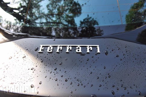 'Hàng độc’ F12 Berlinetta bản độ Dubai duy nhất tại Việt Nam ảnh 6 'Hàng độc’ F12 Berlinetta bản độ Dubai duy nhất tại Việt Nam - ảnh 6