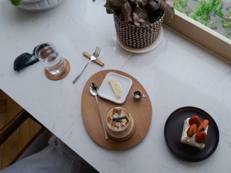 Bí quyết chụp ảnh check-in tại quán cà phê thật ‘chất’ dành cho giới trẻ ảnh 8 Bí quyết chụp ảnh check-in tại quán cà phê thật ‘chất’ dành cho giới trẻ ảnh 8