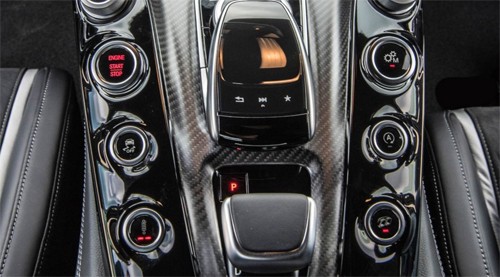 Mercedes-AMG GT R - siêu phẩm đường đua 157.000 USD ảnh 8