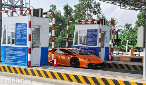 Siêu bò Lamborghini Huracan độ Vorsteiner chất nhất Việt Nam ảnh 7