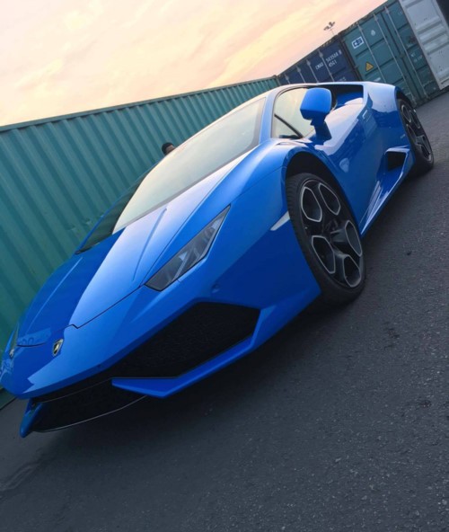 Siêu xe Lamborghini Huracan màu xanh Lemans về Việt Nam ảnh 2