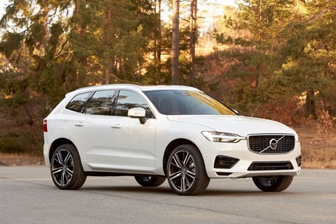 Volvo XC60 2018 chốt giá 41.500 USD, cạnh tranh Audi Q5, Mercedes GLC - ảnh 1