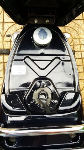 Honda Dream 'lùn' nội địa Nhật hàng hiếm tại Việt Nam ảnh 10 hang-noi-dia-nhat-ban-honda-super-cub-custom-100-8