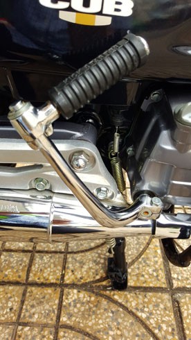 Honda Dream 'lùn' nội địa Nhật hàng hiếm tại Việt Nam ảnh 8 hang-noi-dia-nhat-ban-honda-super-cub-custom-100-6