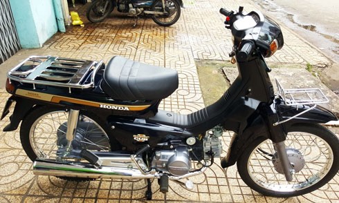 Honda Dream 'lùn' nội địa Nhật hàng hiếm tại Việt Nam ảnh 2 hang-noi-dia-nhat-ban-honda-super-cub-custom-100