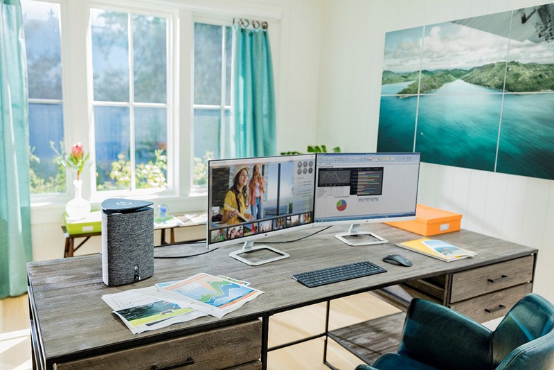 Không gian làm việc trở nên gọn gàng hơn với thiết kế tinh giản của màn hình HP 24es/24er. Khả năng ghép màn hình mà vẫn đảm bảo sự liền mạch trong hiển thị còn giúp tối đa hóa không gian trải nghiệm Không gian làm việc trở nên gọn gàng hơn với thiết kế tinh giản của màn hình HP 24es/24er. Khả năng ghép màn hình mà vẫn đảm bảo sự liền mạch trong hiển thị còn giúp tối đa hóa không gian trải nghiệm