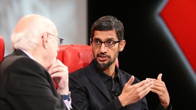 CEO Google, Sundar Pichai, quan tâm nhiều đến mảng tin nhắn tại sự kiện Google I/O 2016.