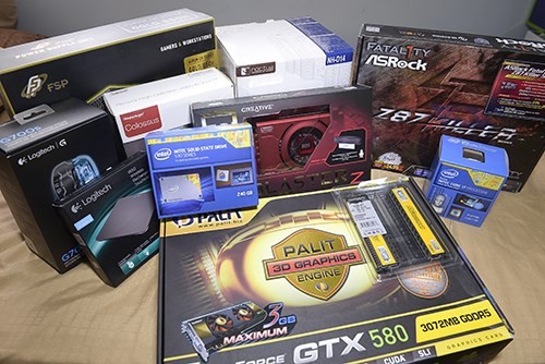 Khả năng nâng cấp là ưu điểm nổi bật trên máy tính để bàn.