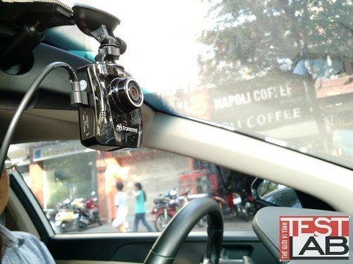 Camera hành trình Transcend DrivePro 220.