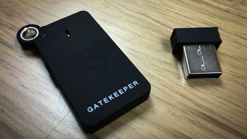 GateKeeper 2.0 như một bộ ổ khoá có chìa khoá cho máy tính. GateKeeper 2.0 như một bộ ổ khoá có chìa khoá cho máy tính.