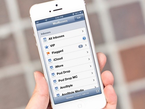 Nên thường xuyên dọn dẹp hộp thư email để giải phóng dung lượng cho iPhone. Nên thường xuyên dọn dẹp hộp thư email để giải phóng dung lượng cho iPhone.