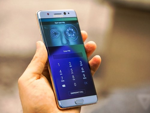 Chức năng bảo mật võng mạc mắt Iris trên Note 7. Chức năng bảo mật võng mạc mắt Iris trên Note 7.