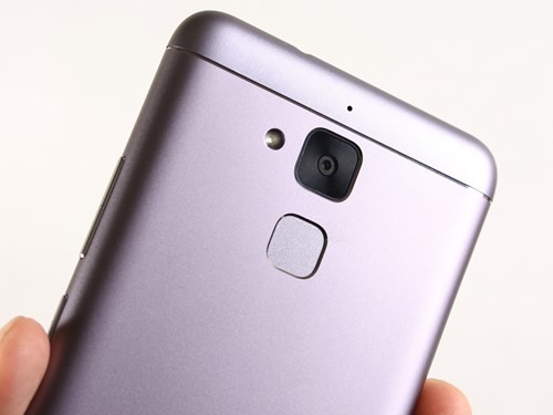 Cận cảnh smartphone Asus ZenFone 3 Max ảnh 3