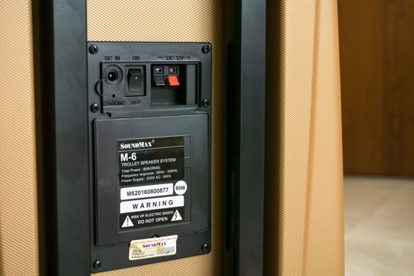 Cận cảnh loa vali hỗ trợ karaoke Soundmax M-6 ảnh 6