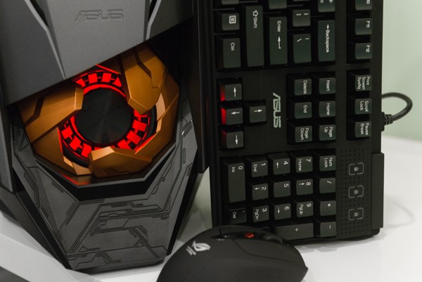 Cận cảnh PC chuyên game Asus ROG GT51 giá 60 triệu đồng ảnh 2