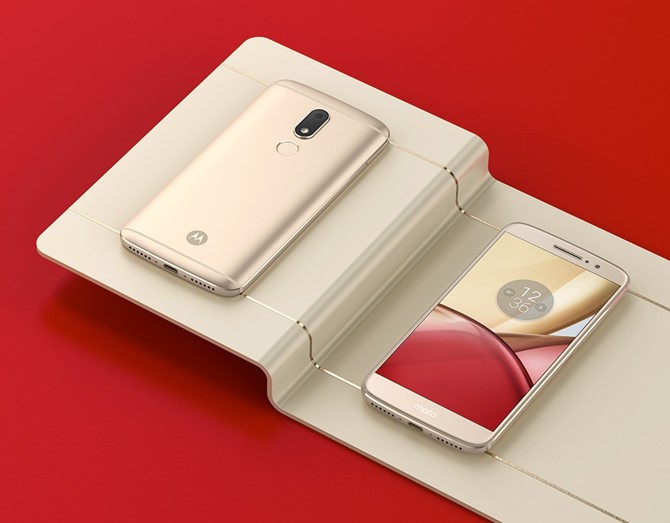 Moto M ra mắt: Chip 8 nhân, RAM 4GB, giá 295USD