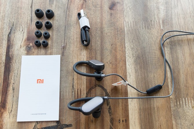 Mở hộp tai nghe Mi Sport Bluetooth vừa 'cập bến' ảnh 4
